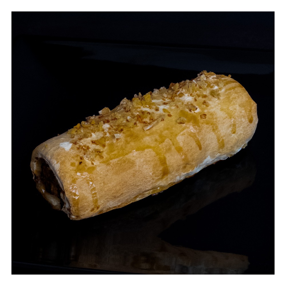 HOG ROAST SAUSAGE ROLL